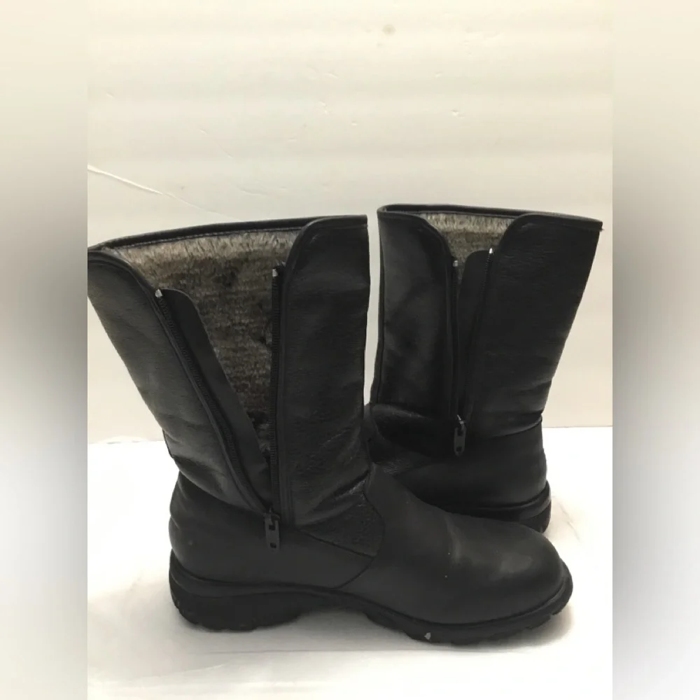 TOE WARMERS Black Leather Mid-Calf Boots